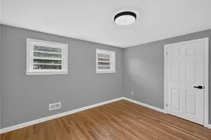 59 Graybar Rd, Warwick, RI 02888 - Photo 12