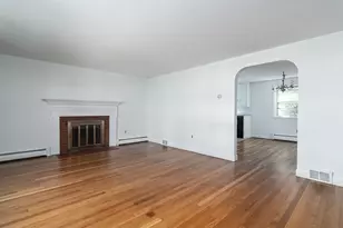 117 Forest Ave, Cranston, RI 02910 - Photo 8