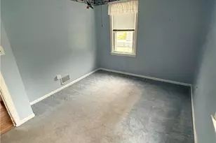 20 Crystal Dr, Warwick, RI 02889 - Photo 6