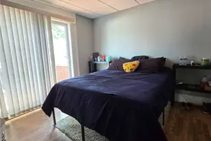 33 Winthrop Ave, Pawtucket, RI 02861 - Photo 8