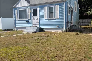 23 Harmony Ct, Warwick, RI 02889 - Photo 2