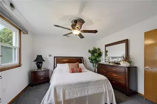 11 Old Barrington Rd, East Providence, RI 02915 - Photo 18