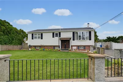 11 Old Barrington Road, East Providence, RI 02915 - Photo 1