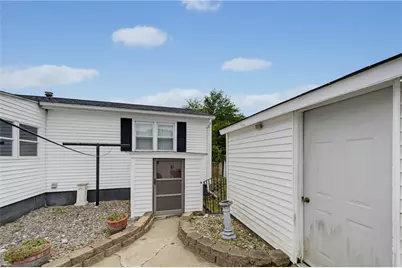 11 Old Barrington Road, East Providence, RI 02915 - Photo 42