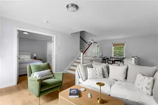 364 Bellevue Ave, Newport, RI 02840 - Photo 12