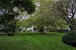 364 Bellevue Ave, Newport, RI 02840 - Photo 34