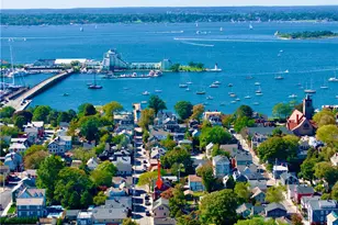 21 Elm St, Newport, RI 02840 - Photo 4