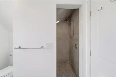 21 Elm Street, Newport, RI 02840 - Photo 28