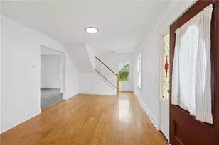 21 Elm St, Newport, RI 02840 - Photo 16