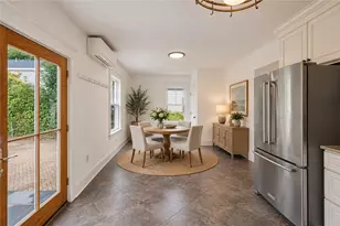 21 Elm St, Newport, RI 02840 - Photo 8