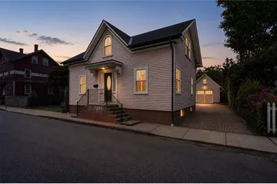 21 Elm Street, Newport, RI 02840 - Photo 2