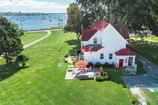 60 Poppasquash Rd, Bristol, RI 02809 - Photo 44