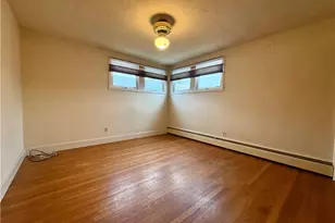 85 Hilton Ave, East Providence, RI 02915 - Photo 6