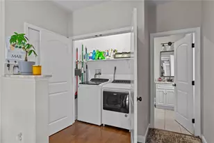 132 Theresa Marie Ave, Woonsocket, RI 02895 - Photo 14