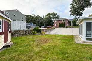 411 Mendon Rd, Woonsocket, RI 02895 - Photo 6