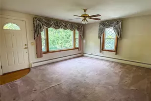 411 Mendon Rd, Woonsocket, RI 02895 - Photo 18