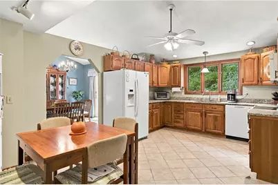 510 Maureen Circle, Burrillville, RI 02839 - Photo 6