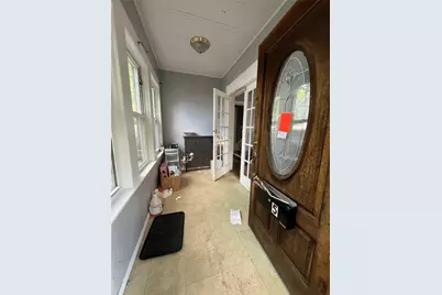 5 S Larchmont Street, North Providence, RI 02911 - Photo 2