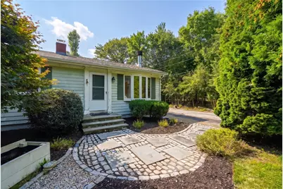 455 South Lake Road, Tiverton, RI 02878 - Photo 2