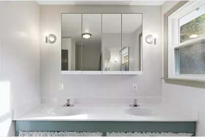 455 South Lake Road, Tiverton, RI 02878 - Photo 12