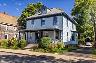 15 Bradford Ave, Newport, RI 02840 - Photo 1