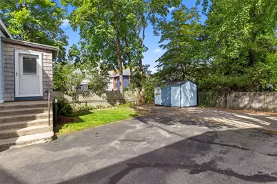 15 Bradford Avenue, Newport, RI 02840 - Photo 46