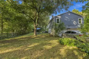 17 Pleasant View Cir, Smithfield, RI 02828 - Photo 28