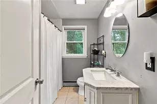 17 Pleasant View Cir, Smithfield, RI 02828 - Photo 10