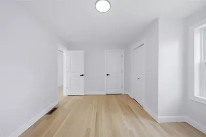 219 Indiana Avenue, Providence, RI 02905 - Photo 8