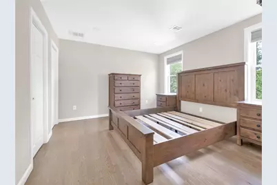 1105 Pontiac Avenue, Cranston, RI 02920 - Photo 18