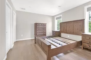 1105 Pontiac Ave, Cranston, RI 02920 - Photo 18