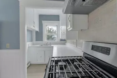 187 Sisson Street, Pawtucket, RI 02860 - Photo 16
