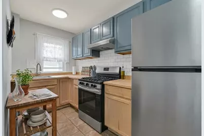 187 Sisson Street, Pawtucket, RI 02860 - Photo 8