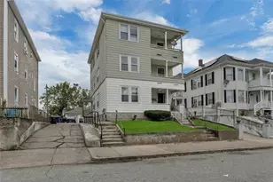 187 Sisson St, Pawtucket, RI 02860 - Photo 1