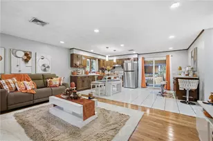 68 Virginia Ln, Providence, RI 02908 - Photo 2