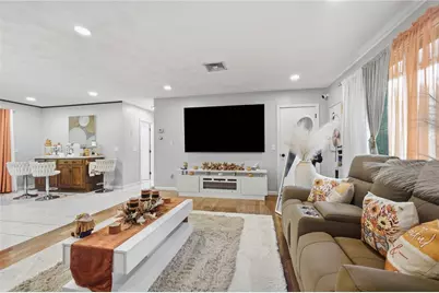 68 Virginia Lane, Providence, RI 02908 - Photo 4