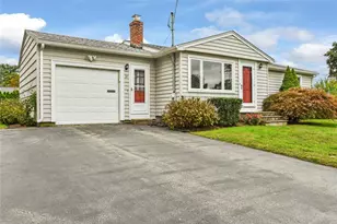 27 Bowman Dr, Warwick, RI 02889 - Photo 1