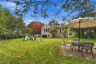 87 Potowomut Rd, Warwick, RI 02818 - Photo 30