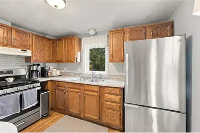 87 Potowomut Road, Warwick, RI 02818 - Photo 4