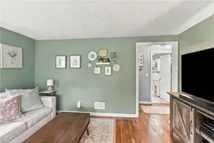 87 Potowomut Rd, Warwick, RI 02818 - Photo 8