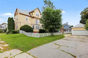 130 Norwood Ave, Cranston, RI 02905 - Photo 4