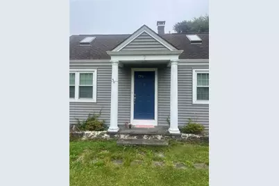 7 King Road, Middletown, RI 02842 - Photo 2