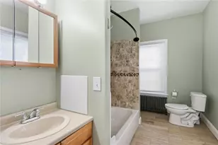 7 Broad St, Warwick, RI 02888 - Photo 16