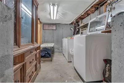 95 Thomas Avenue, Pawtucket, RI 02860 - Photo 30