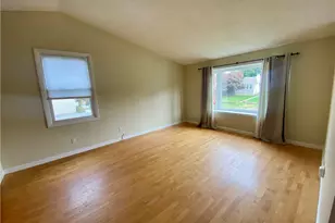 191 Armstrong Ave, Warwick, RI 02889 - Photo 2
