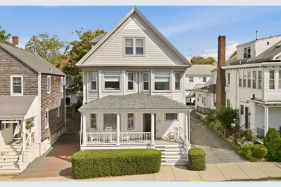 14 Mann Avenue, Newport, RI 02840 - Photo 2