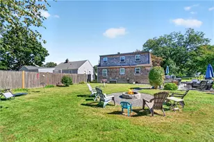 333 Maple St, Warwick, RI 02888 - Photo 16