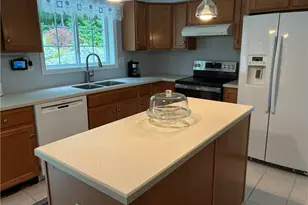 322 Nate Whipple Hwy, Cumberland, RI 02864 - Photo 18