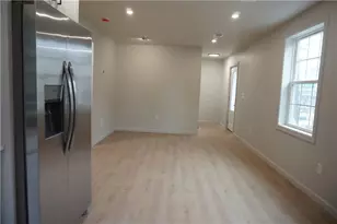 11 Benton St, Providence, RI 02909 - Photo 16