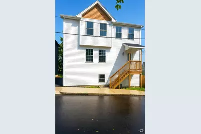 11 Benton Street, Providence, RI 02909 - Photo 2